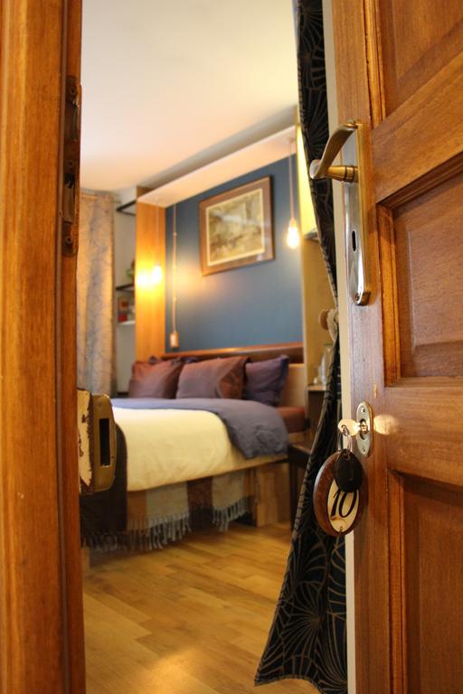 Private Room In A Parisian Homestay! - Close To It All! Rom bilde