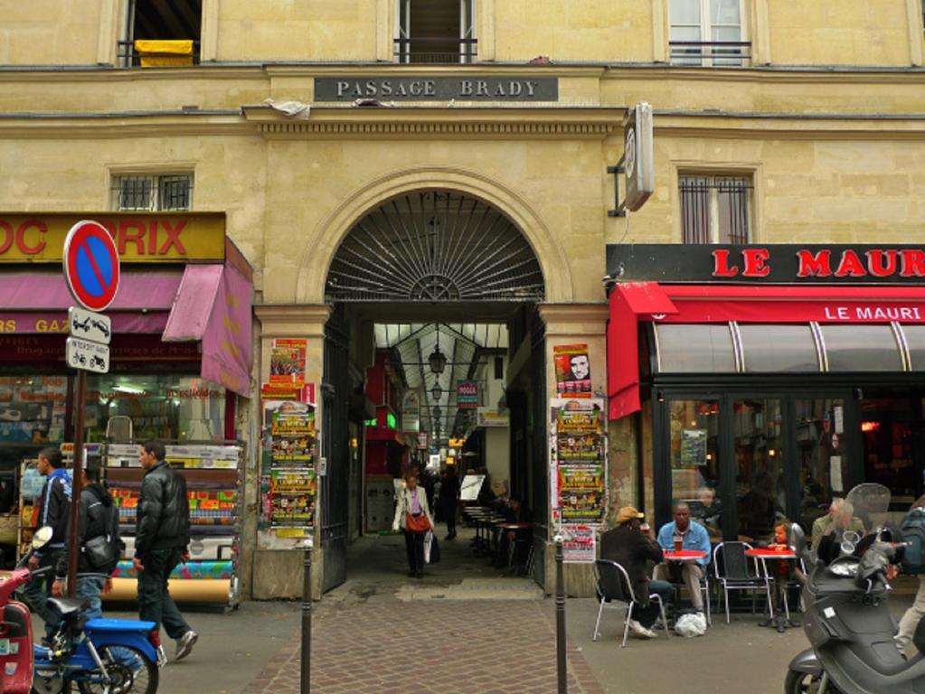 Private Room In A Parisian Homestay! - Close To It All! Eksteriør bilde