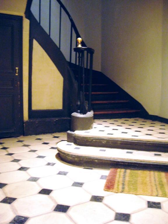 Private Room In A Parisian Homestay! - Close To It All! Eksteriør bilde